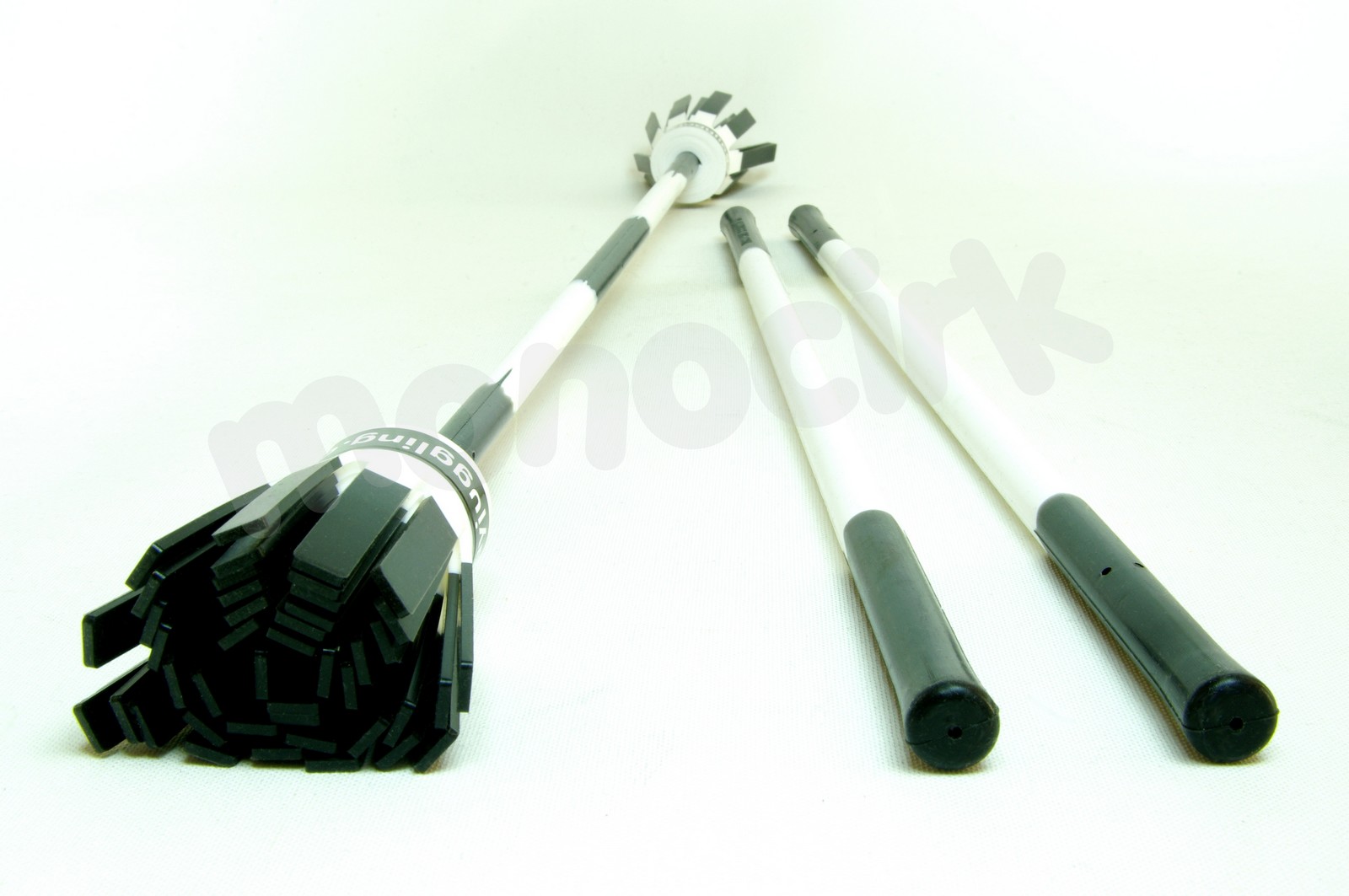 bâton du diable Play flower power fibre de verre Nantes MONOCIRK